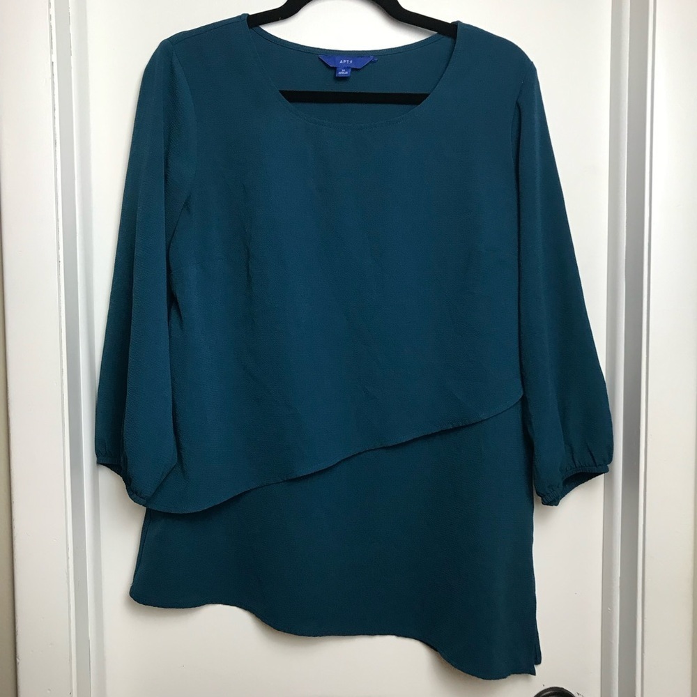 ✨✨5/$10✨✨ Apt 9 asymmetrical Top Blouse Size M Dark Turquoise Elastic Sleeve